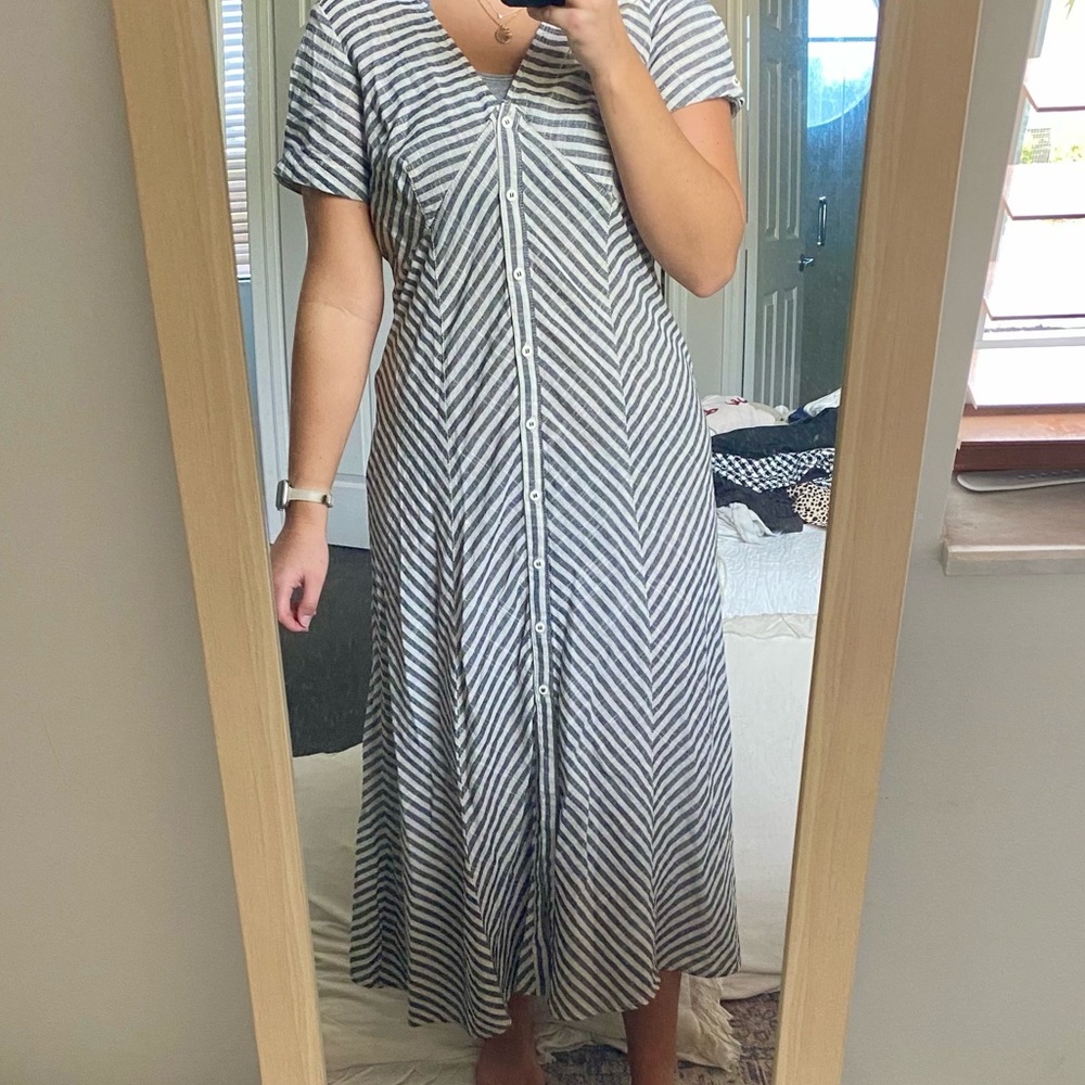 Max studio striped maxi dress size 6